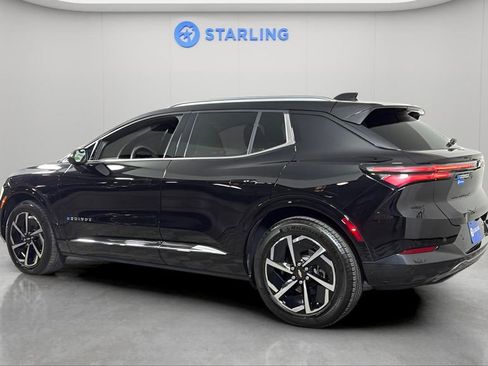 Used 2025 Chevrolet Equinox EV LT w/ Convenience Package image 4