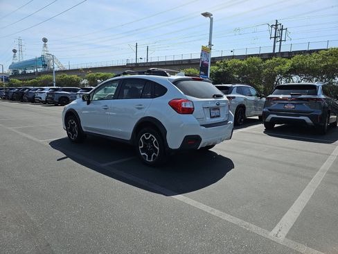 Used 2016 Subaru Crosstrek 2.0i Limited image 7