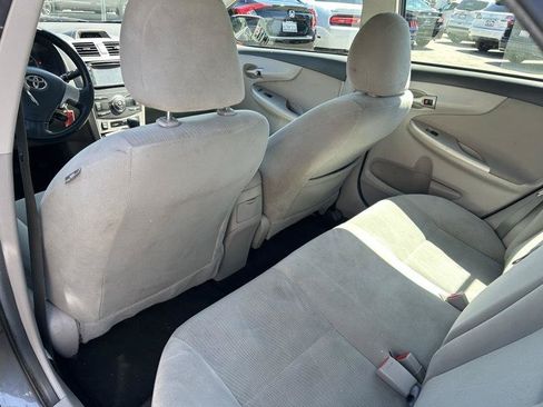 Used 2013 Toyota Corolla LE w/ Premium Pkg FWD image 14