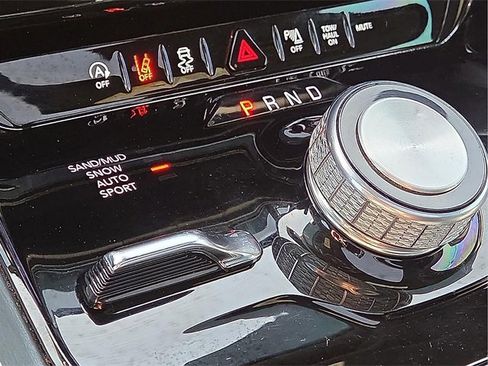 Used 2023 Jeep Wagoneer Series II image 18