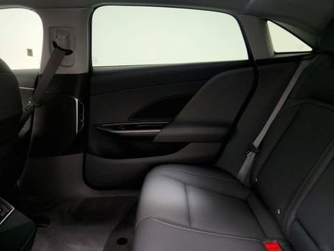 Used 2025 Lucid Air Pure RWD image 44