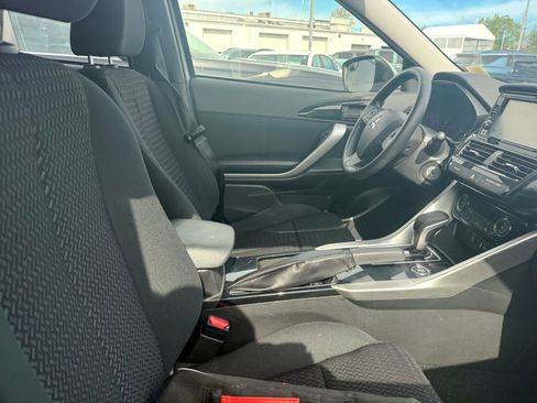 Used 2022 Mitsubishi Eclipse Cross ES AWD/4WD image 8