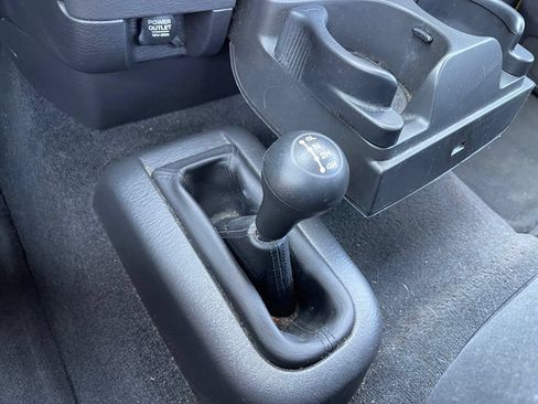 Used 2005 Dodge Ram 1500 Truck SLT w/ Rumblebee Group AWD/4WD image 9