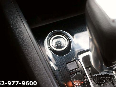 Certified 2024 Nissan Versa SR FWD image 20
