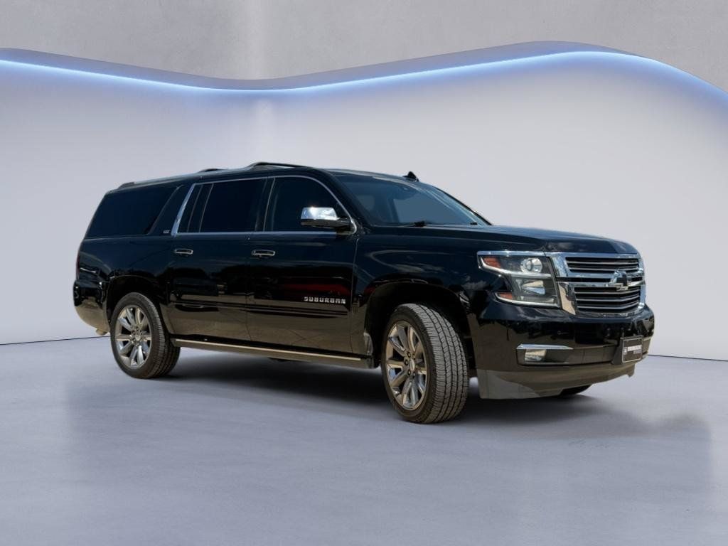 Used 2015 Chevrolet Suburban LTZ RWD image 9