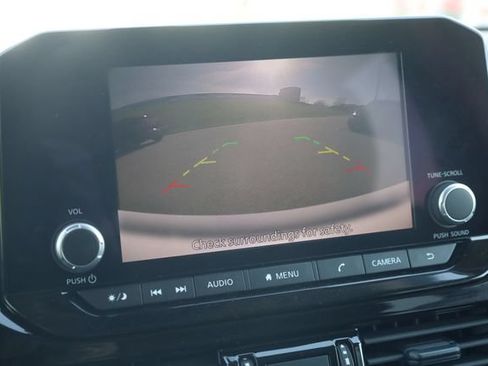 Certified 2025 Nissan Pathfinder SV AWD/4WD image 21