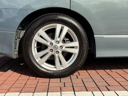 Used 2013 Nissan Quest LE image 34