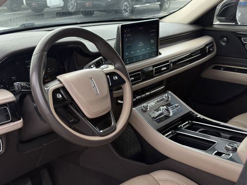Used 2022 Lincoln Aviator Reserve image 14