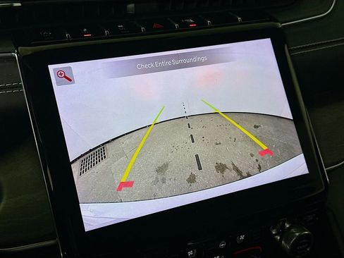 Used 2022 Jeep Grand Cherokee Overland image 10