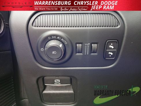 Used 2024 Jeep Grand Wagoneer L Series II w/ Quick Order Packagew 28T AWD/4WD image 36