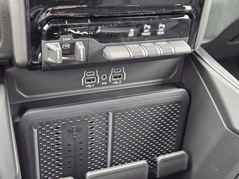 New 2026 RAM 1500 4x4 Crew Cab image 22