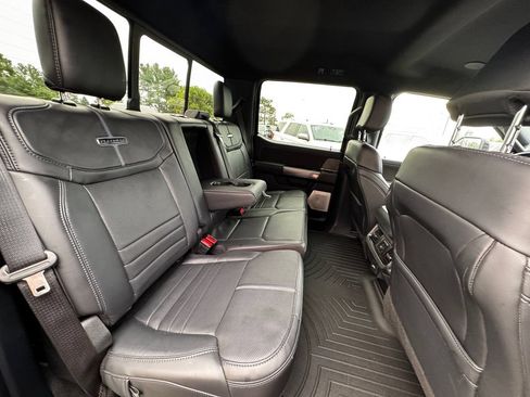 Used 2025 Ford F250 Platinum AWD/4WD image 37