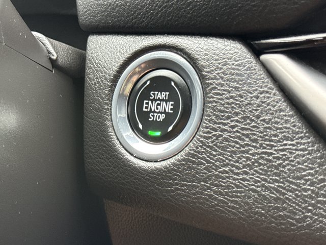 Used 2024 Cadillac XT4 Premium Luxury FWD image 22