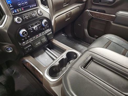 Used 2020 GMC Sierra 2500 Denali w/ Denali Ultimate Package image 22