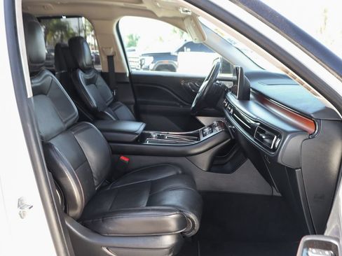 Used 2021 Lincoln Aviator Reserve w/ Equipment Group 201A RWD image 47