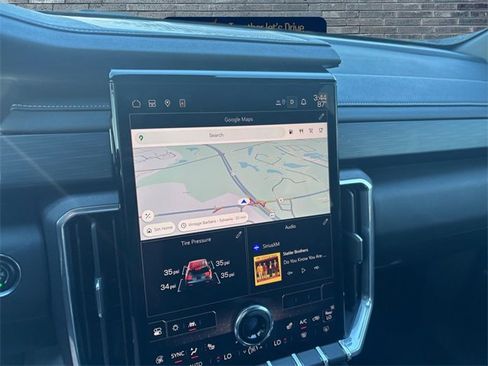 Used 2025 GMC Acadia Elevation image 18