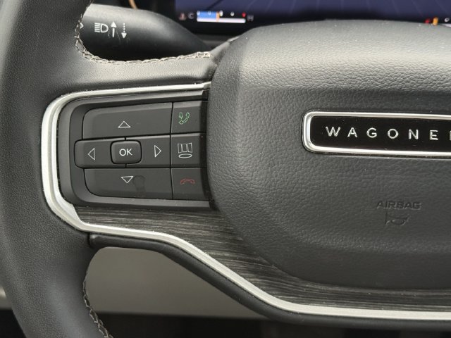 Used 2024 Jeep Wagoneer L Series II w/ Flexible Seating Group RWD image 13