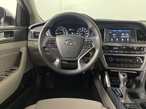 Used 2017 Hyundai Sonata Sport image 15
