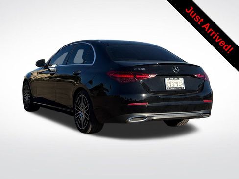 Used 2022 Mercedes-Benz C 300 C 300 image 3