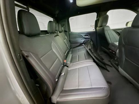 New 2025 Chevrolet Silverado EV RST image 32