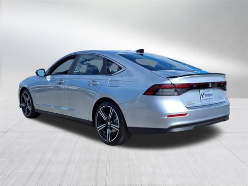 Certified 2025 Honda Accord Sport image 5