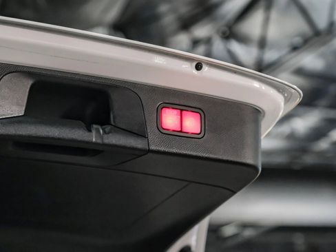 Used 2021 Mercedes-Benz GLC 300 image 49