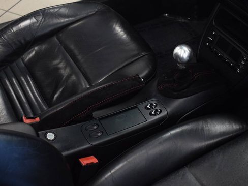 Used 2002 Porsche Boxster RWD image 29
