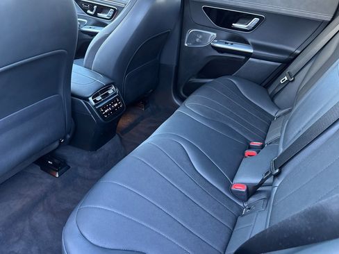 Certified 2023 Mercedes-Benz EQE 500 4MATIC SUV image 28