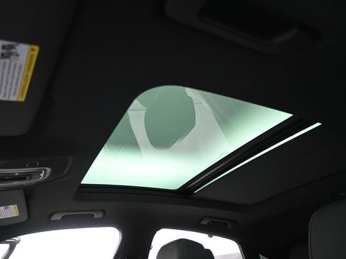 Used 2023 Audi Q5 2.0T Premium w/ Convenience Package image 18