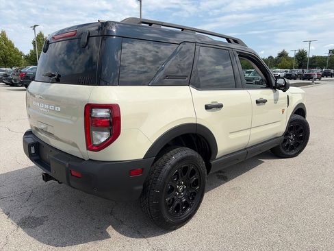 Used 2025 Ford Bronco Sport Badlands AWD/4WD image 7