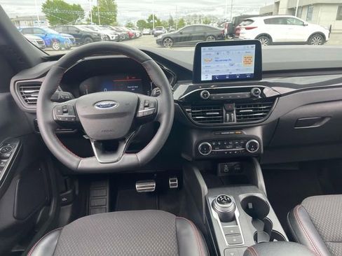 Used 2024 Ford Escape ST-Line image 16