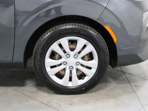 Used 2020 Kia Soul LX image 12