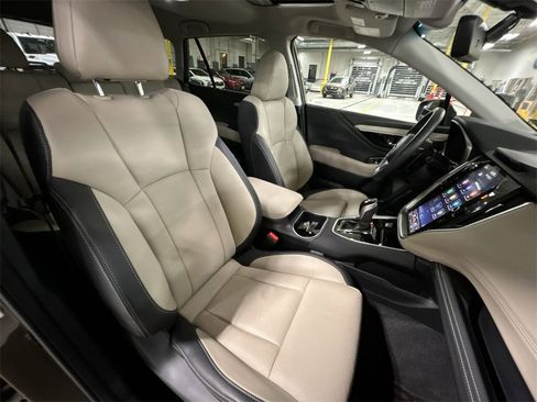 Certified 2021 Subaru Outback Limited image 25