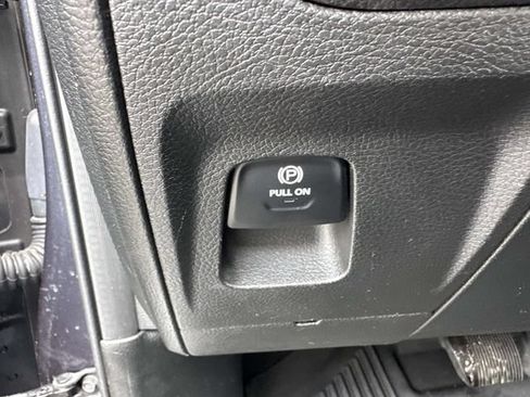 Used 2021 RAM 1500 Big Horn AWD/4WD image 19