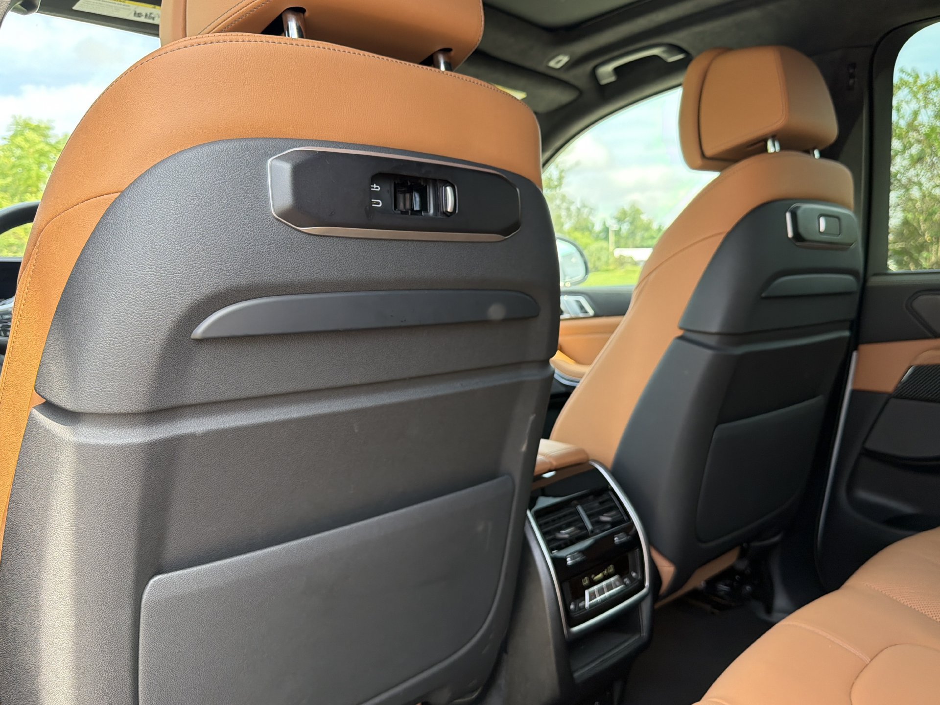 Certified 2026 BMW X5 M60i AWD/4WD image 21