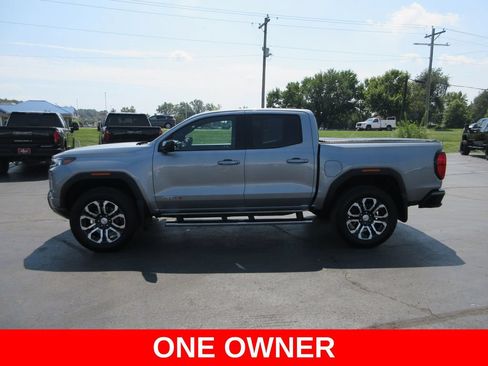 Certified 2023 GMC Canyon AT4 w/ AT4 Premium Package AWD/4WD image 11