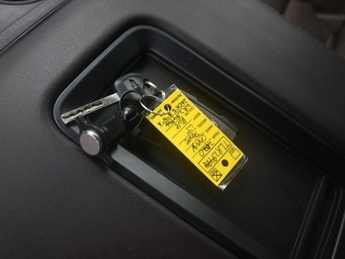 Used 2020 Chevrolet Tahoe LT RWD image 19