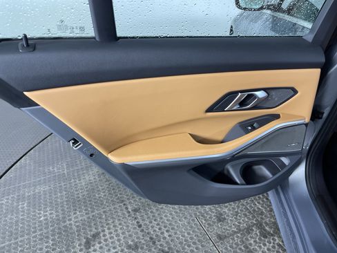 Certified 2025 BMW 330i xDrive Sedan w/ Premium Package image 15