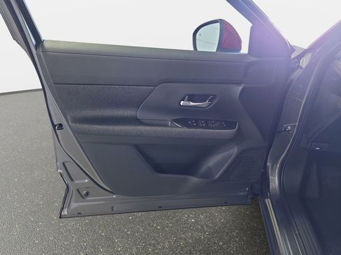 New 2026 Nissan Kicks SV w/ SV Premium Package FWD image 26