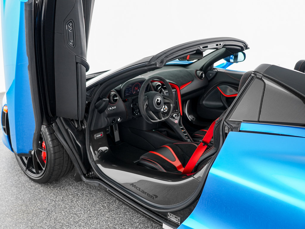 Used 2023 McLaren 720S Performance RWD image 22