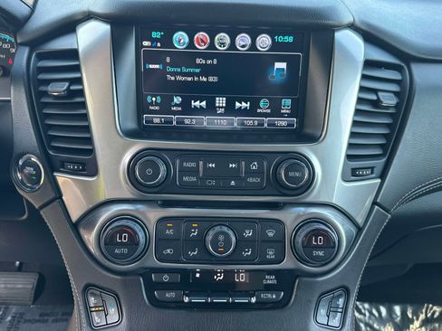 Used 2020 Chevrolet Suburban Premier w/ Premier Plus Edition AWD/4WD image 9