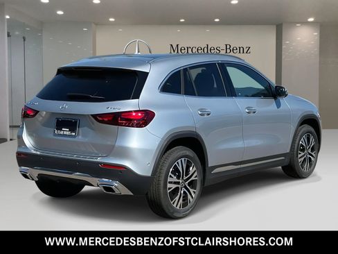 New 2026 Mercedes-Benz GLA 250 4MATIC image 5