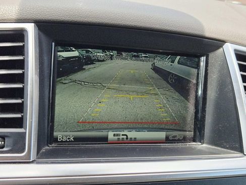 Used 2014 Mercedes-Benz ML 350 4MATIC image 24