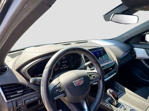 Used 2022 Cadillac CT5 Sport image 10