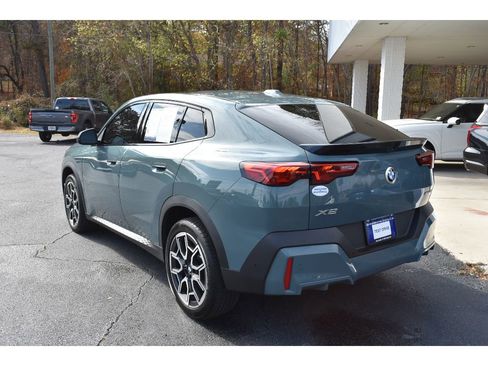 Used 2025 BMW X2 xDrive28i w/ Convenience Package image 3
