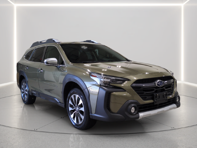 Used 2024 Subaru Outback Touring AWD/4WD image 8