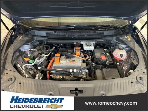 Used 2024 Chevrolet Equinox EV LT w/ LPO, All-Weather Mat Package AWD/4WD image 9