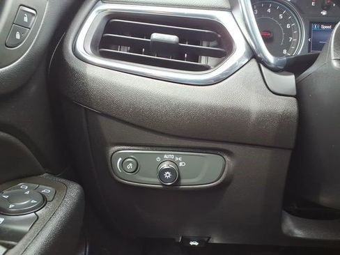 Certified 2023 Chevrolet Equinox LT AWD/4WD image 17