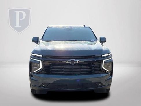 New 2026 Chevrolet Suburban RST w/ Comfort Package AWD/4WD image 12