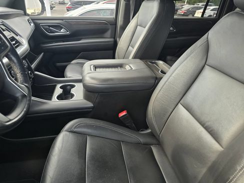 Used 2021 Chevrolet Suburban LT w/ Rear Media and Nav Package AWD/4WD image 22